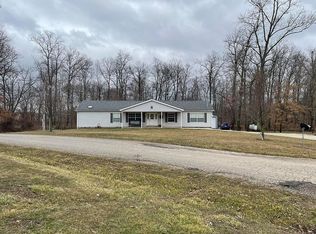 4564 Billett Ln, Sumner, IL 62466