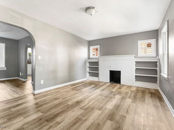 4th image of 1060 Georgia Ave