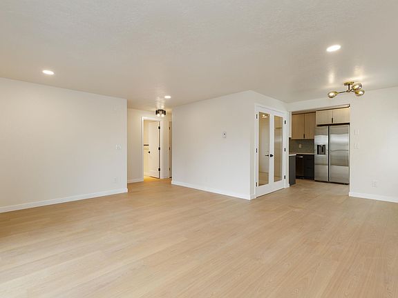 3rd image of 1716 NW 59th St #4