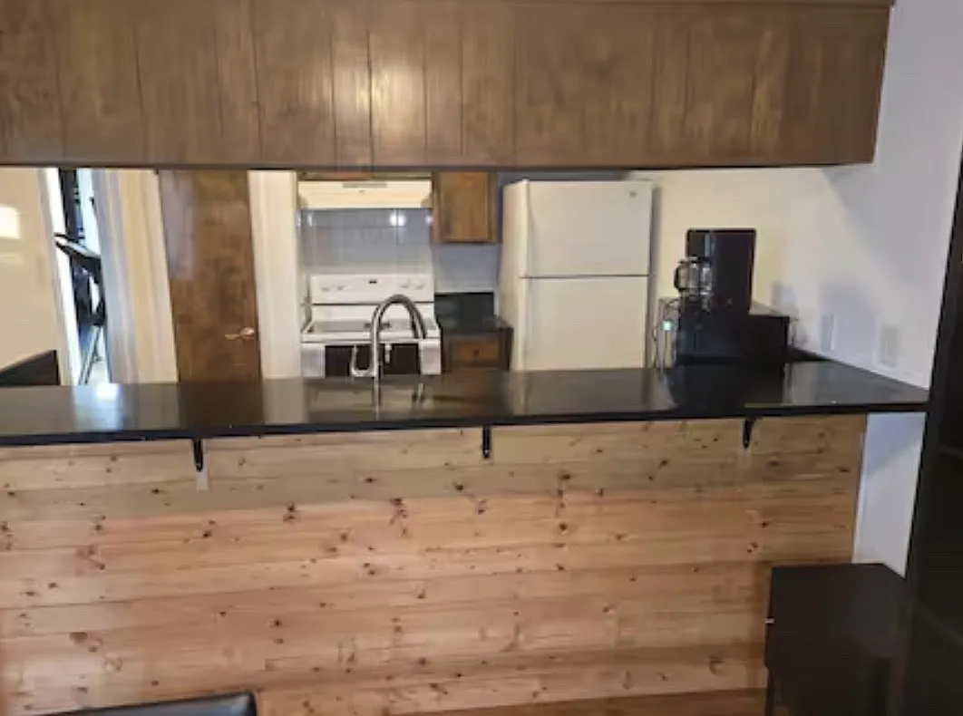 152 N Wilshire Dr — Photo 4
