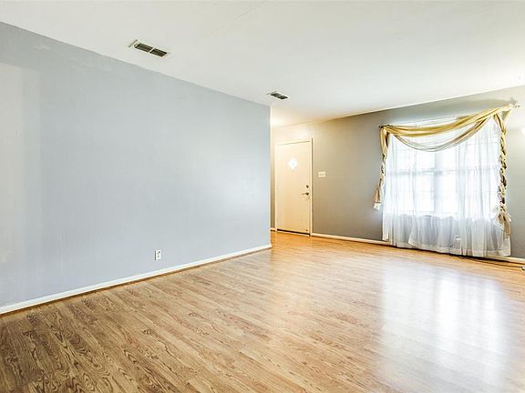 5th image of 1412 Morrison Dr