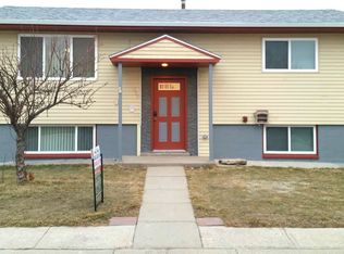 335 Big Horn St, Evansville, WY 82636