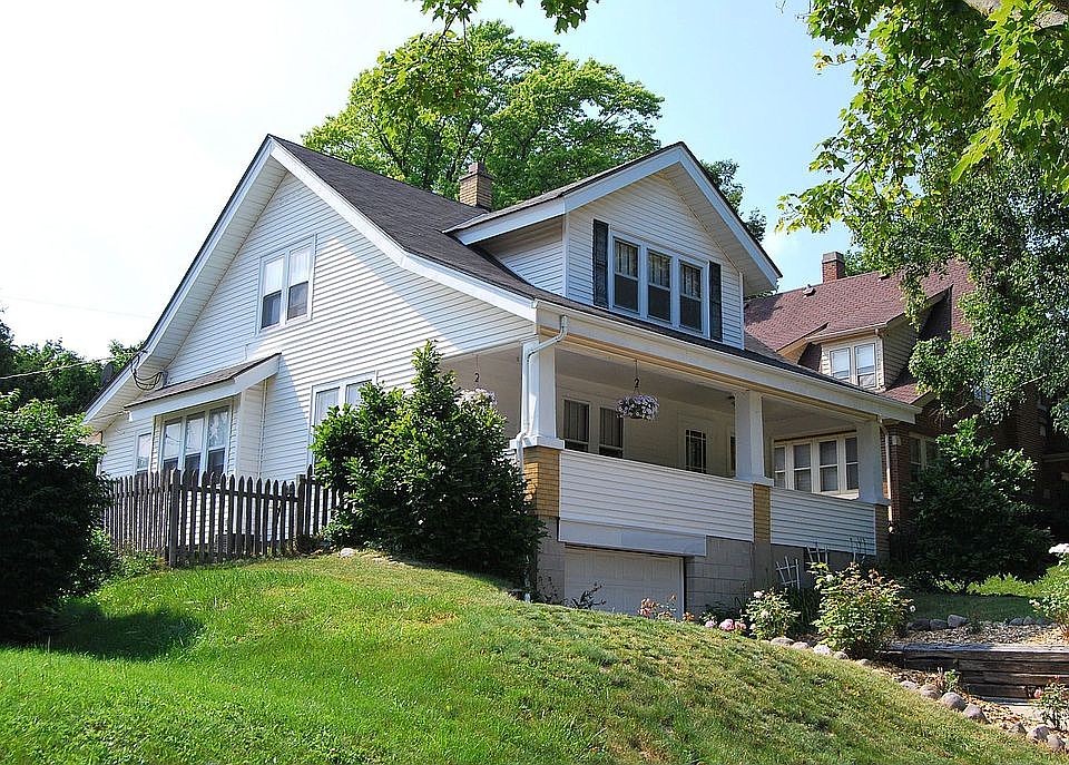 Beautiful Bungalow!