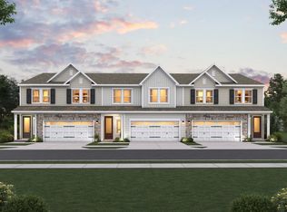 5088 Shepherds Gln, Willoughby, OH 44094