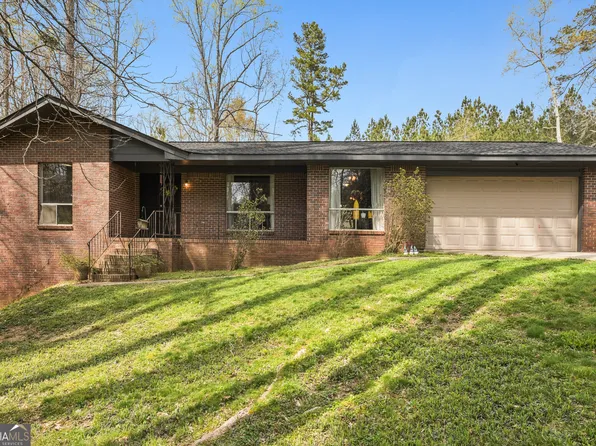 779 Pinehurst Dr, Fairburn, GA 30213