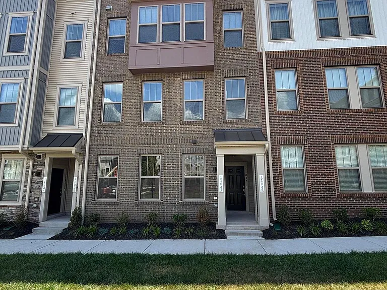 1104 Dabney #A — Photo 1