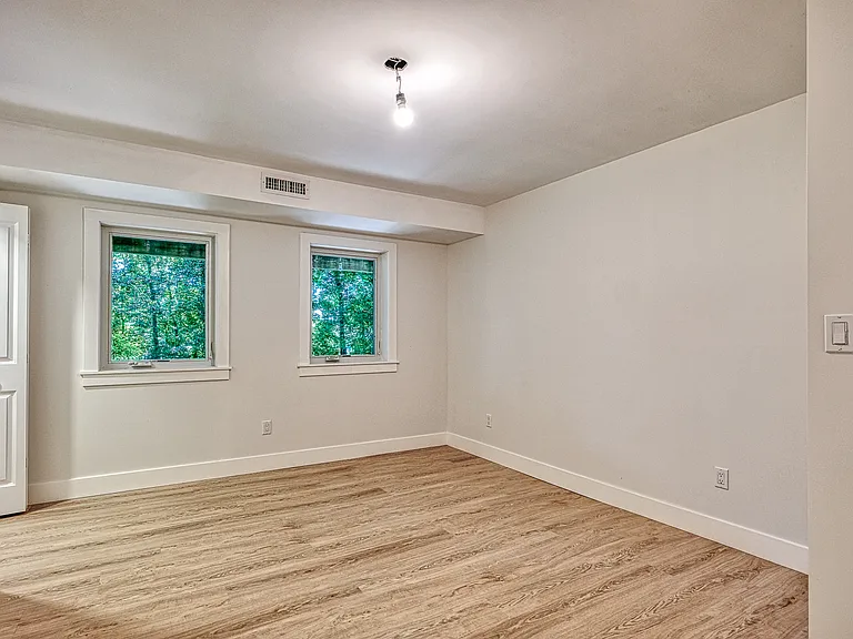 306 Clinton Ave #2 — Photo 4