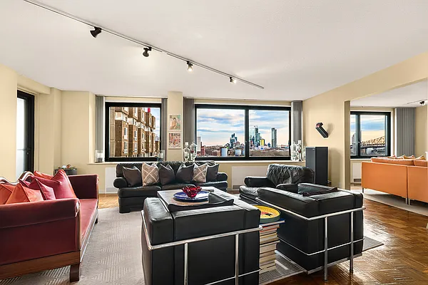 Sold by MG Realty NYC | media 3