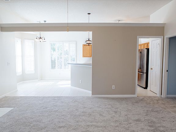 5th image of 3517 Forest Glen Dr