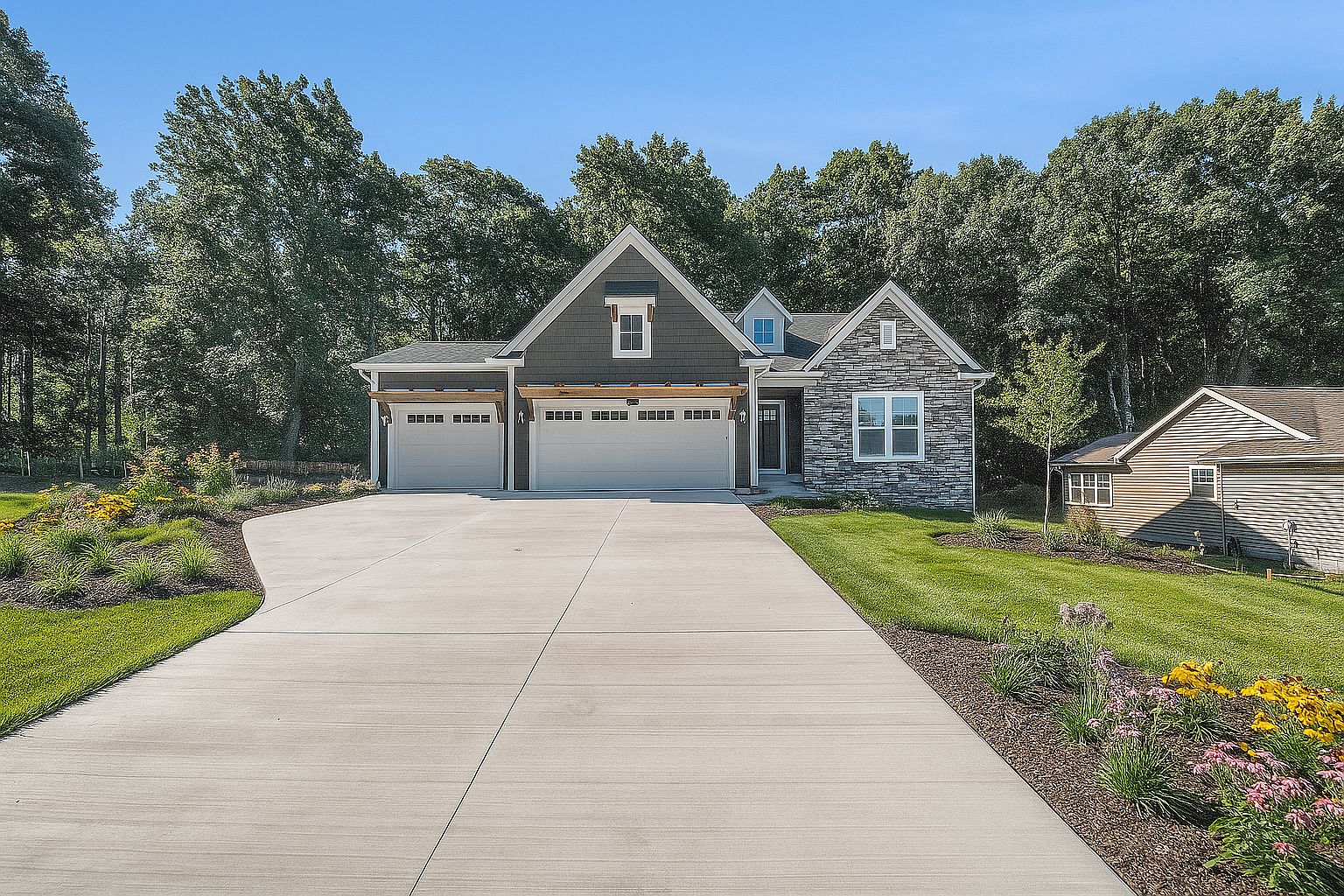 The Grayson Plan, Macatawa Legends