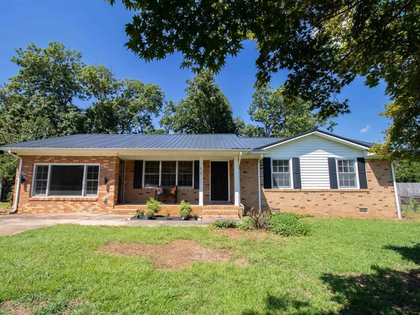 412 Cohaven Dr, Weaver, AL 36277