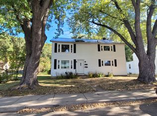 1305 Jefferson Ct, Eau Claire, WI 54701