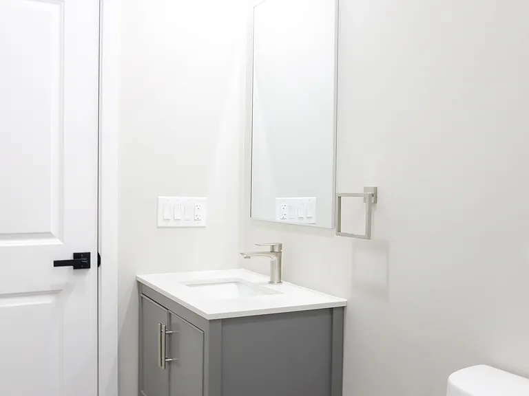1201 Lindley Ave #4 — Photo 18