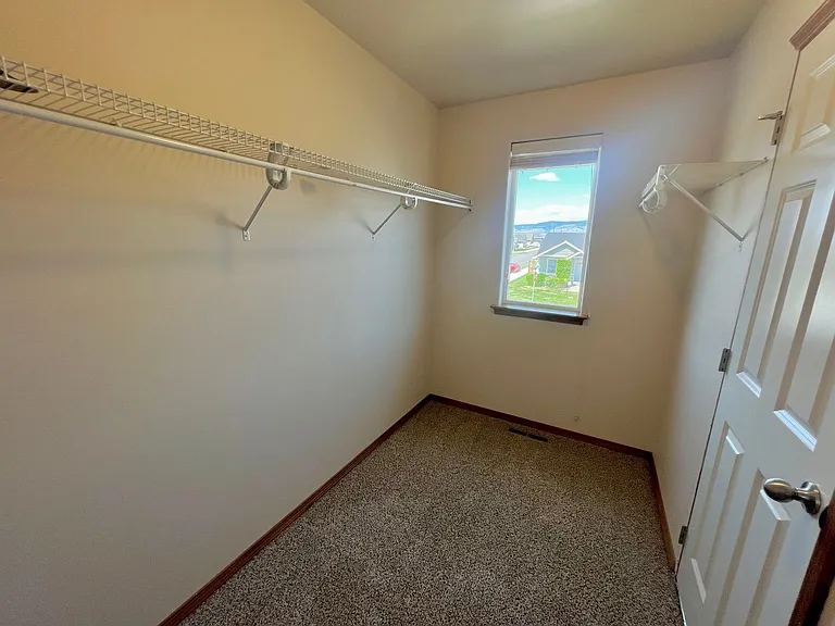 210 W Hailey Ct — Photo 22