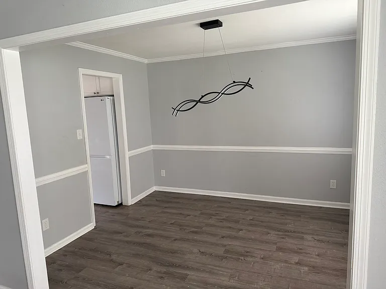 2825 Holiday Point Dr — Photo 9