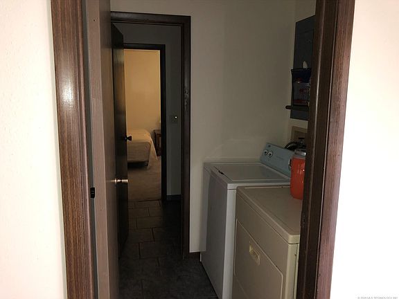 5th image of 1903 Green Meadows Dr