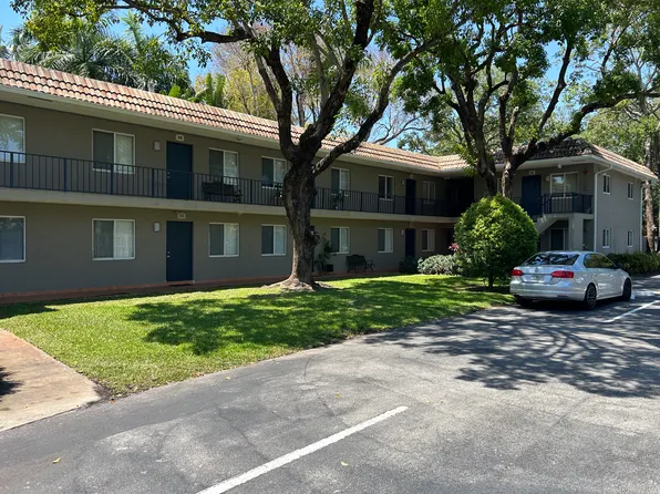 1111 Tequesta St APT 11, Fort Lauderdale, FL 33312