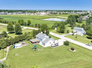 2146 Deer Point Ln, De Pere, WI 54115