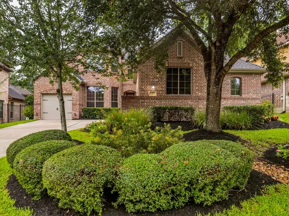 107 N Almondell Cir, Magnolia, TX 77354