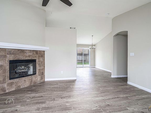 5th image of 4111 Sierra Redwood Dr