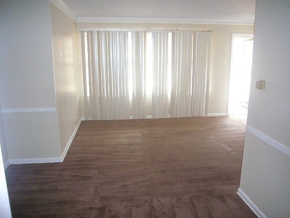 4th image of 1989 Argosy Dr