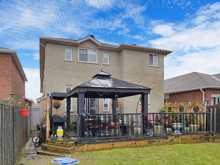 32 Stephanie Ln #UPPER — Photo 39