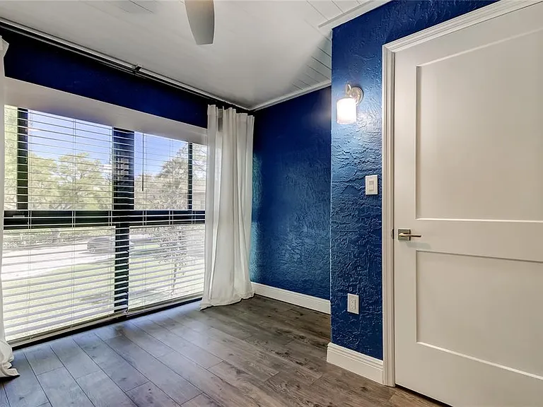 2673 Sabal Springs Cir #201 — Photo 27