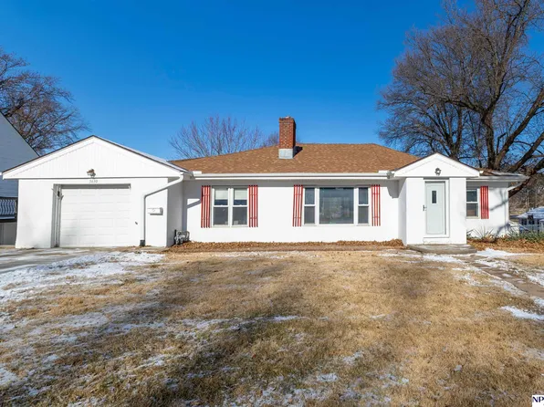 5630 Oak St, Omaha, NE 68106