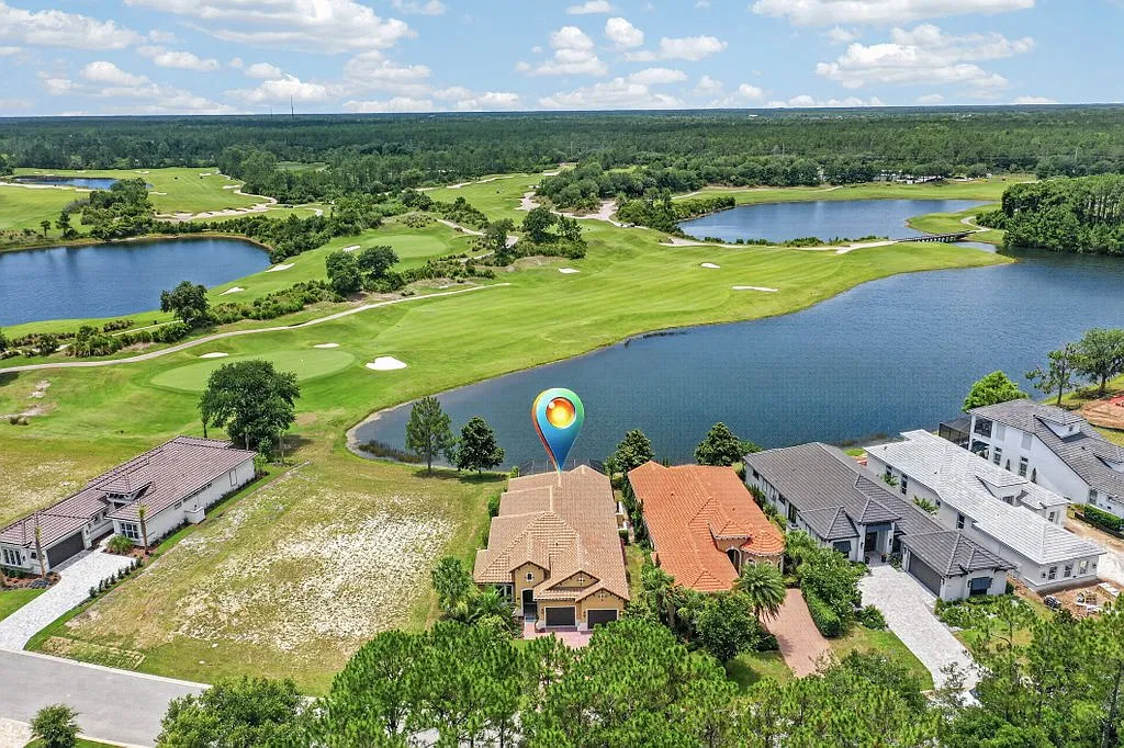 3 bed, 2.0 bath, 2341 sqft, $4,500 — Photo 4