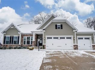 9632 Linden Brook Dr, Centerville, OH 45458