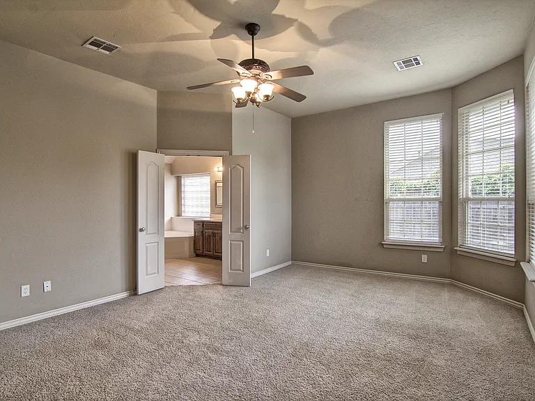 15705 Himalaya Rdg — Photo 15