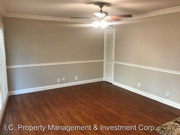 3rd image of 415 S Oakland Ave APT 3