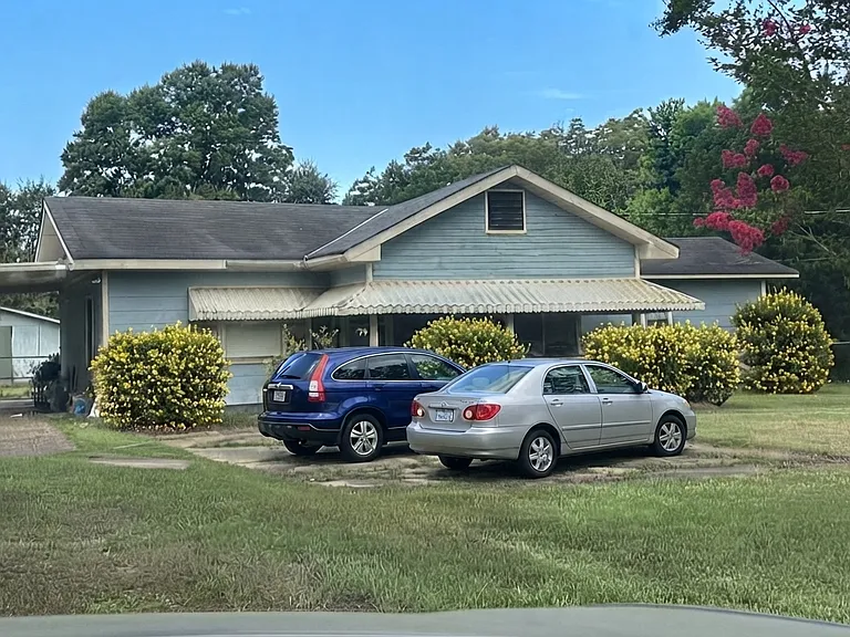 4355 Martin Ln — Photo 8