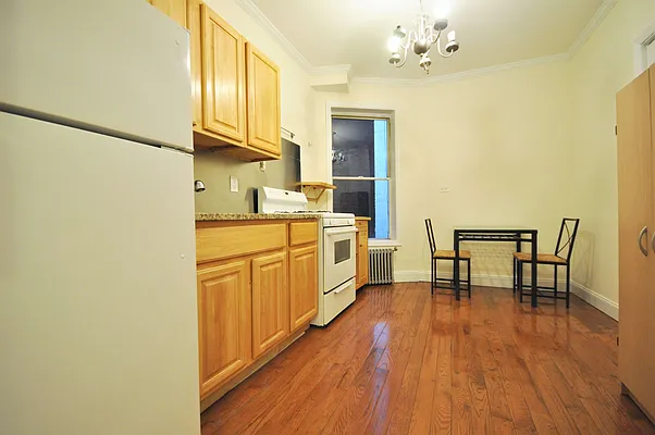 Rented by Compass | media 10