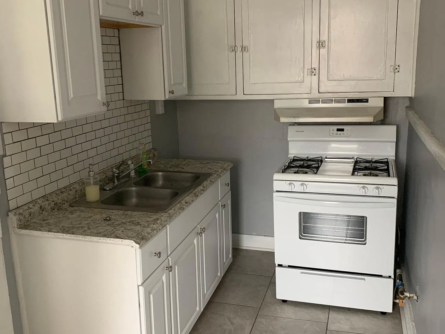 1 bed, 700 sqft, $900 — Photo 4