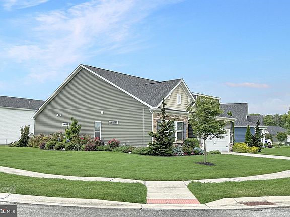 4th image of 29817 Sandstone Dr