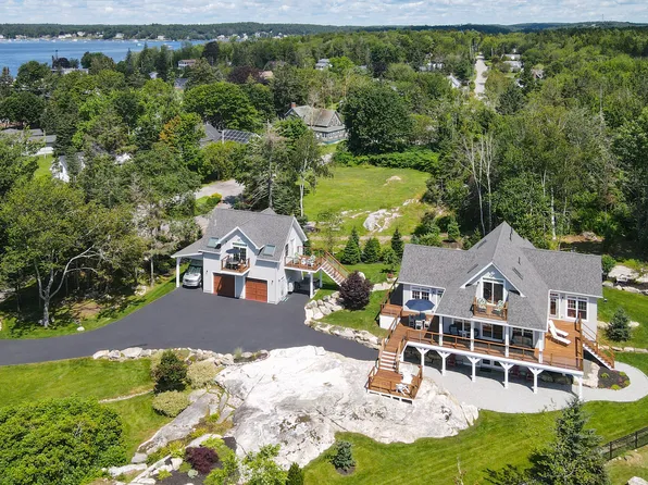 2 Grandview Avenue, Boothbay Harbor, ME 04538