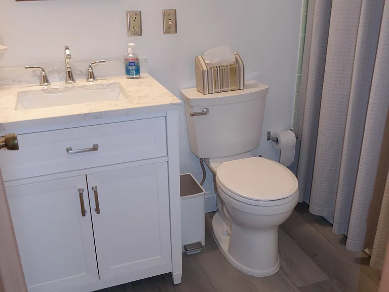 630 Ann St #8 — Photo 24