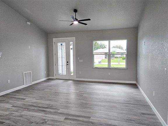 4th image of 4200 LEAF ROAD
