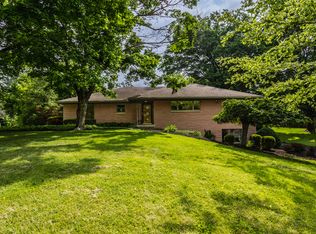 7887 Meadowbrook Dr, Indianapolis, IN