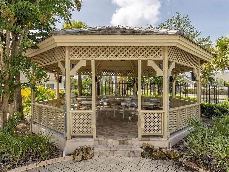14428 Tambourine Dr — Photo 31