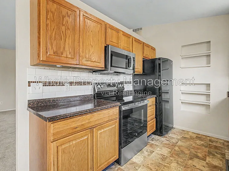17564 E Grand Ave — Photo 10