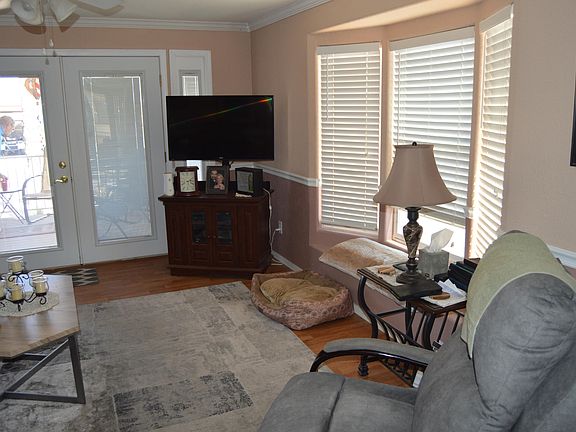2nd image of 520 E Ocotillo Dr