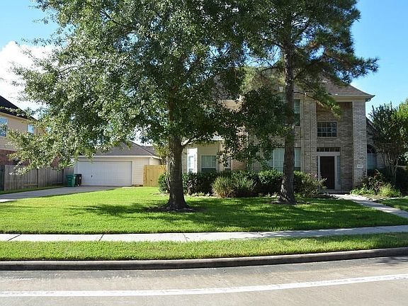 2nd image of 20403 Canyon Gate Blvd
