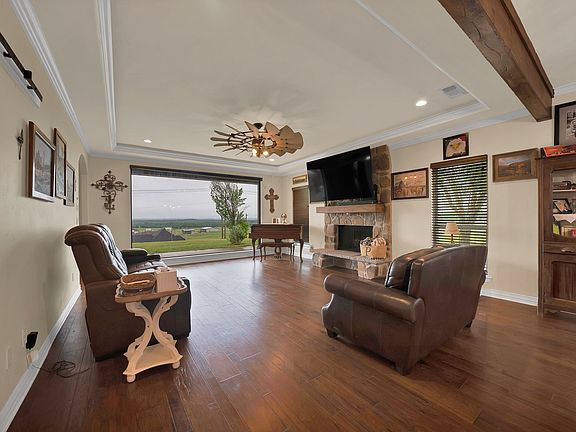 5th image of 100 Shadle Ridge Ct