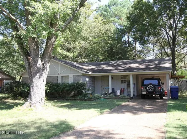 5728 Cherokee Dr, Horn Lake, MS 38637