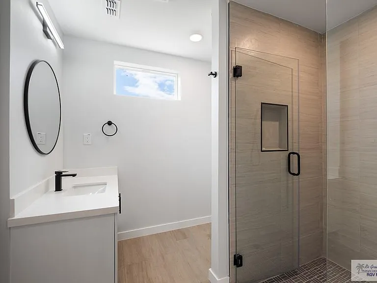 6217 Mackenna Dr — Photo 13