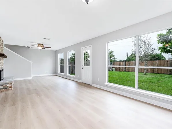 4607 Campeche Drive, Houston, TX 77045
