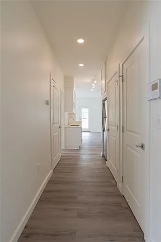 2 bed, 2.0 bath, 957 sqft, $2,000 — Photo 4