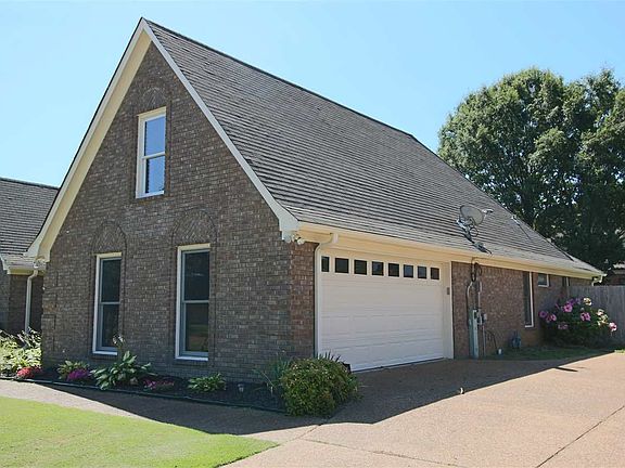 2nd image of 3579 Patricia Ellen Dr